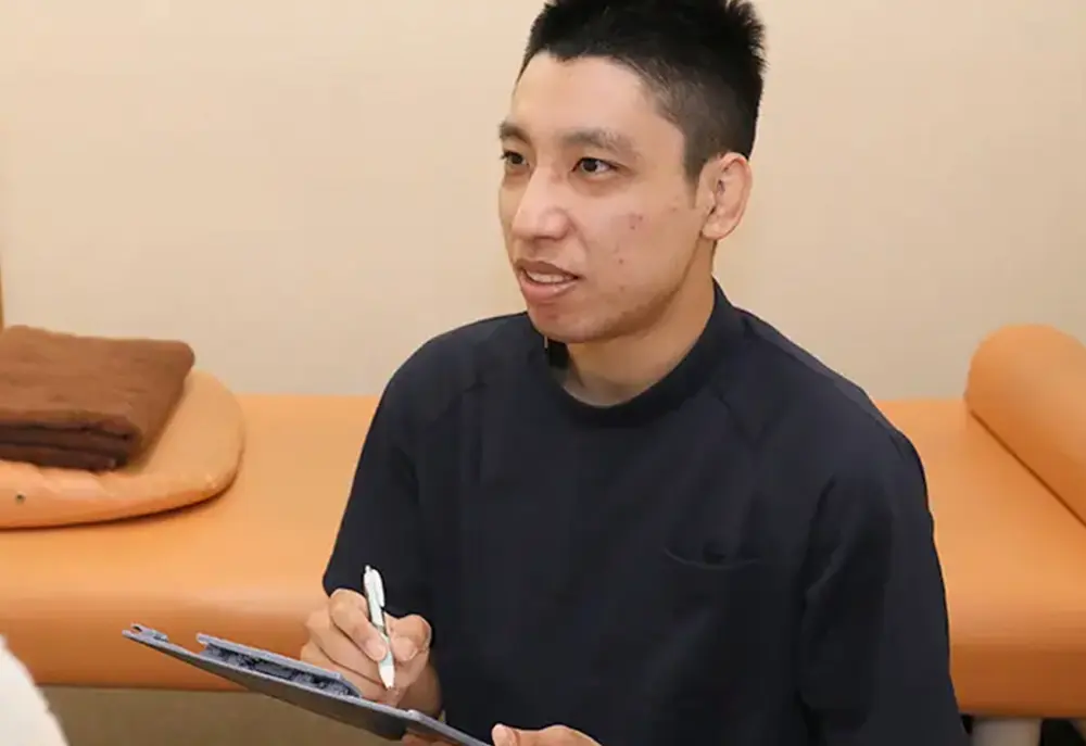 サニタ鍼灸整骨院鶴ヶ峰店カウンセリング